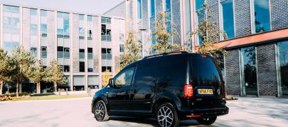 Volkswagen Caddy Black Edition (2016) - picture 4 of 6