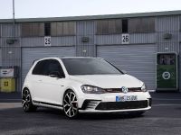 Volkswagen Golf GTI Clubsport Edition 40 (2016) - picture 2 of 15