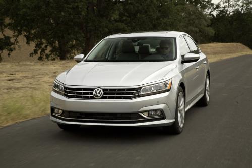 Volkswagen Passat (2016) - picture 9 of 31