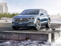 Volkswagen T-Prime Concept GTE (2016) - picture 8 of 66