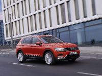 Volkswagen Tiguan (2016) - picture 3 of 13