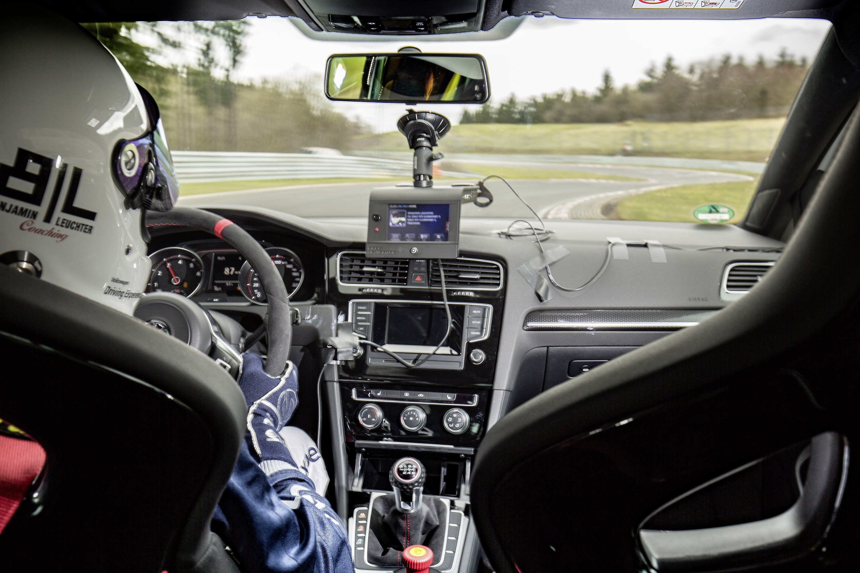 Volswagen Golf GTI Clubsport S with a world record