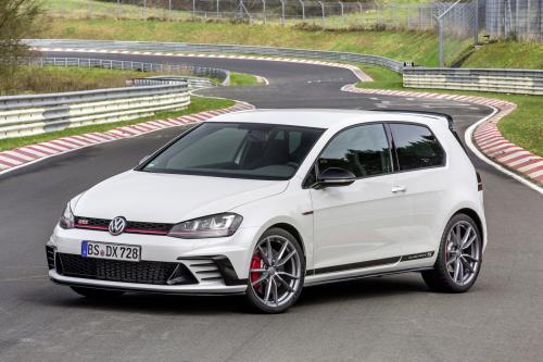Volswagen Golf GTI Clubsport S with a world record (2016) - picture 1 of 11