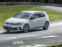 Volswagen Golf GTI Clubsport S with a world record (2016) - picture 6 of 11