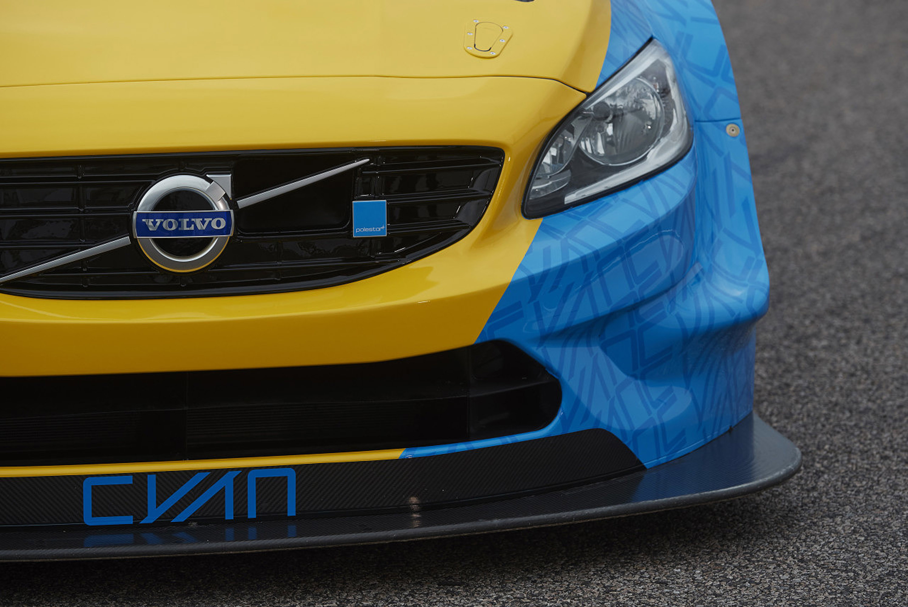 Volvo S60 Polestar Art Car WTCC by Bernadotte & Kylberg