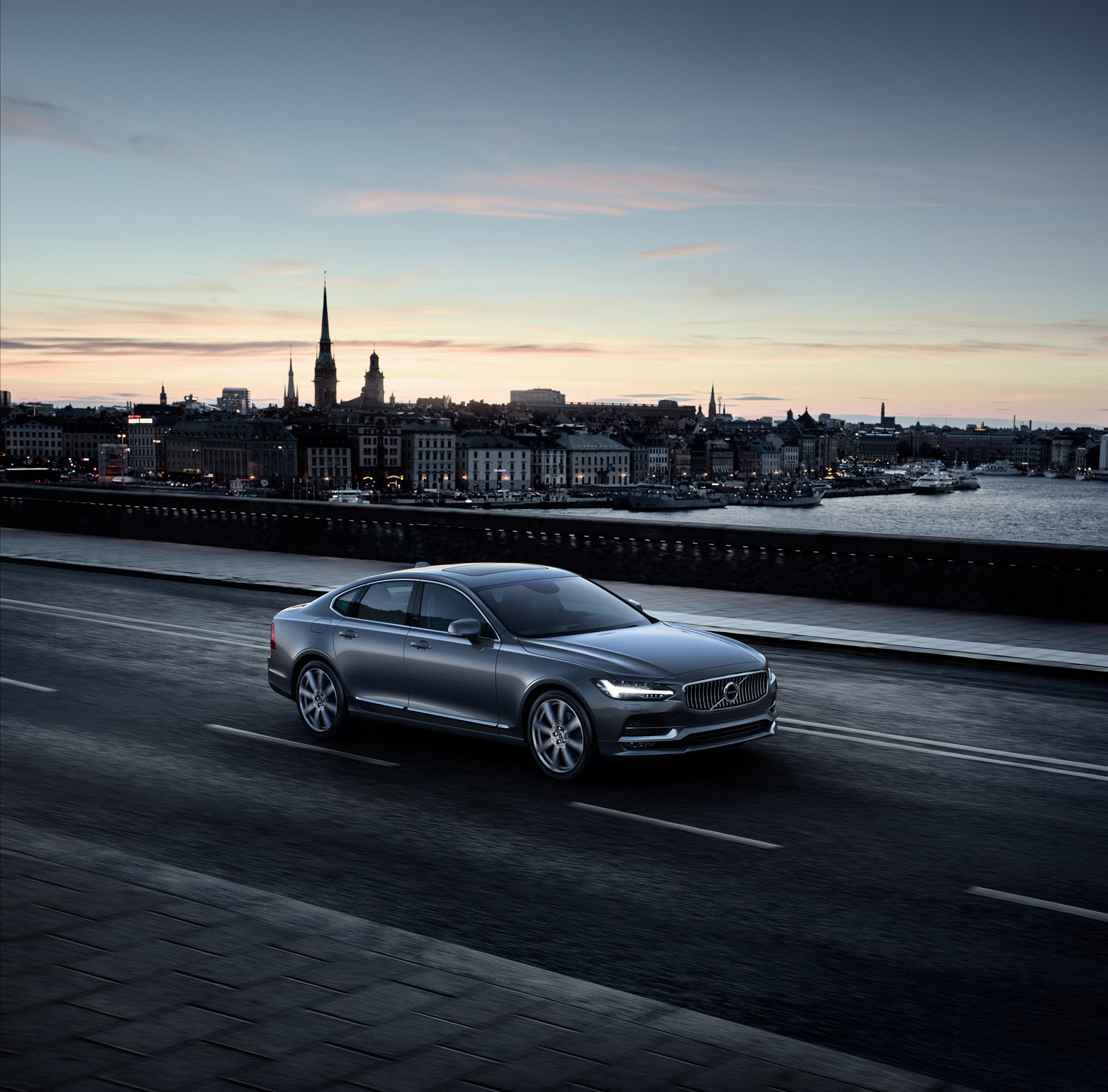 Volvo S90