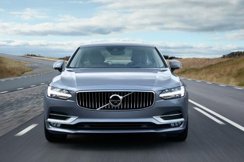 Volvo S90 (2017) - picture 1 of 19
