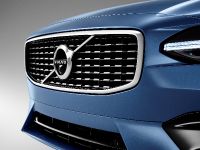 Volvo V70 R-Design (2016) - picture 7 of 8