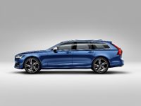 Volvo V90 R-Design (2016) - picture 4 of 6