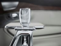 Volvo XC90 Excellence (2016) - picture 11 of 13