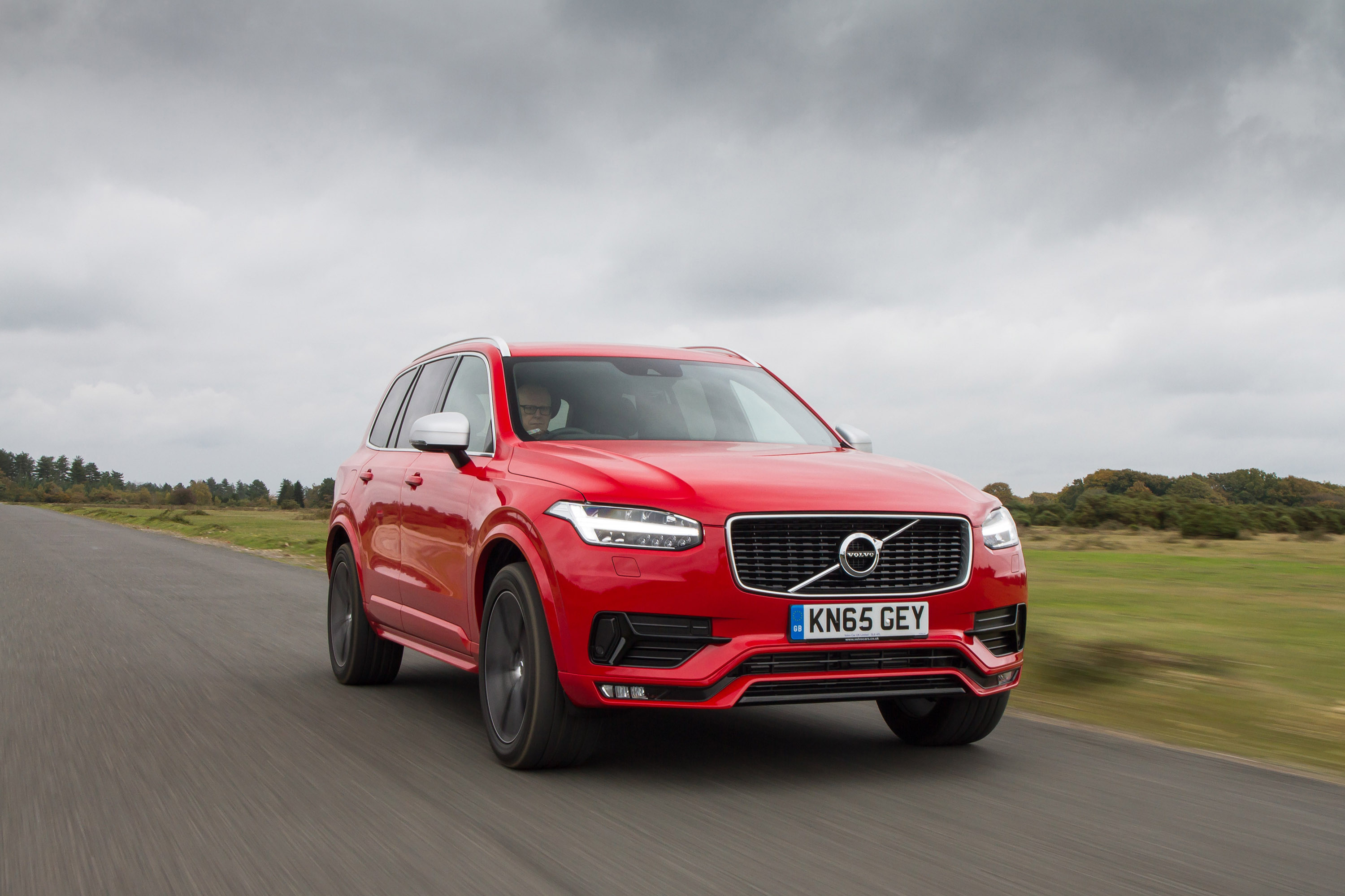 Volvo XC90 R-Design