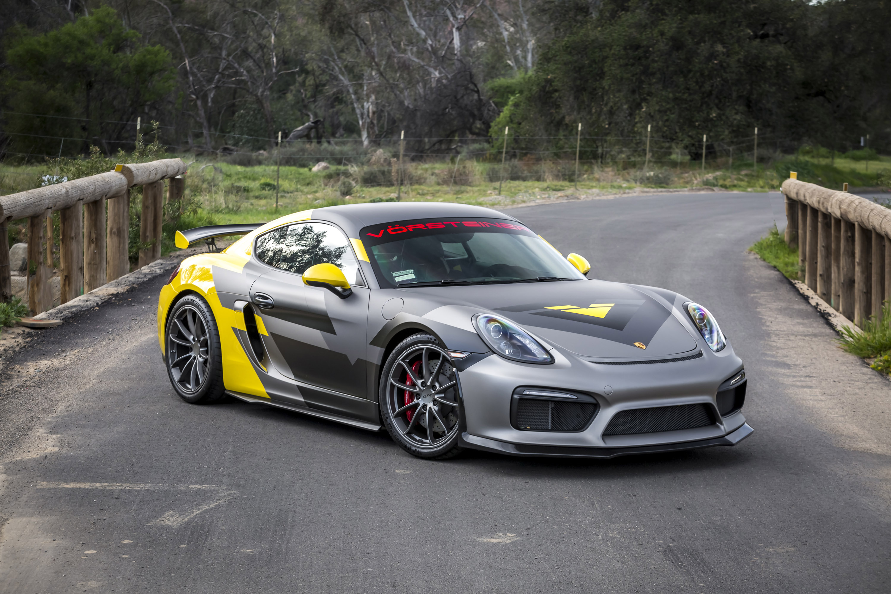 Vorsteiner Porsche GT4