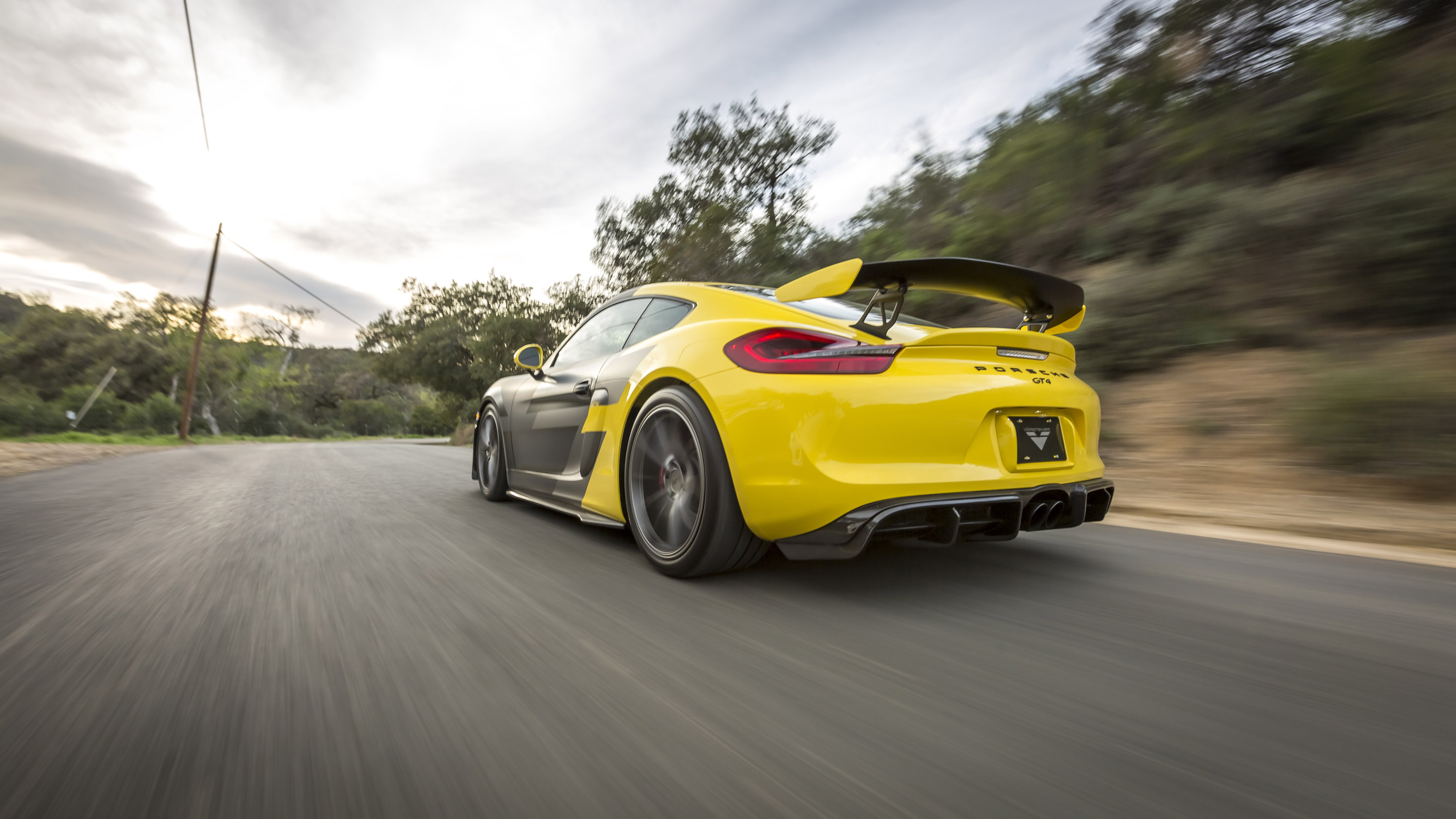 Vorsteiner Porsche GT4