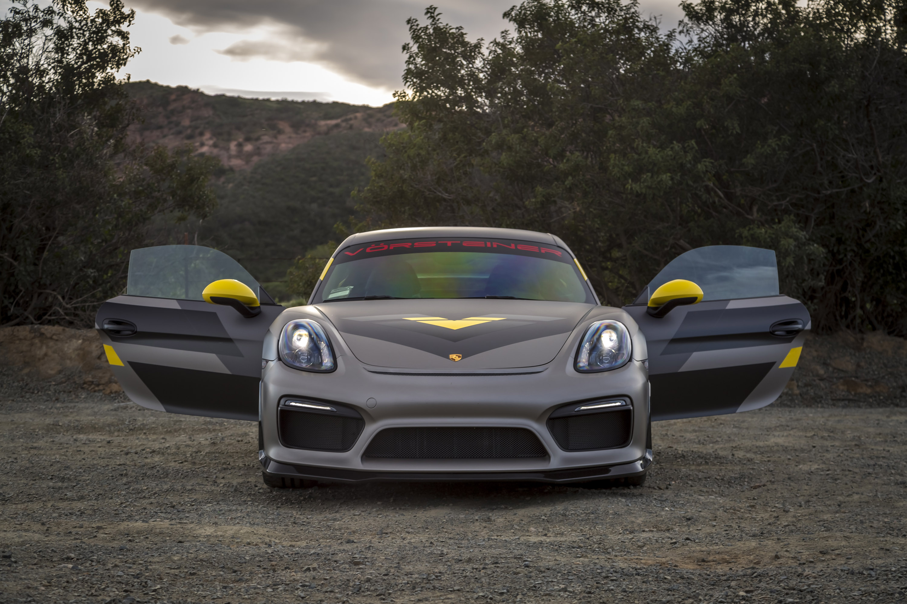 Vorsteiner Porsche GT4