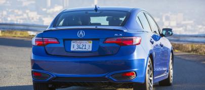 Acura ILX (2017) - picture 15 of 16