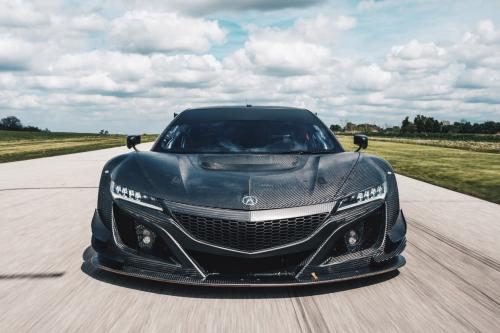 Acura NSX GT3 Racecar (2017) - picture 1 of 6
