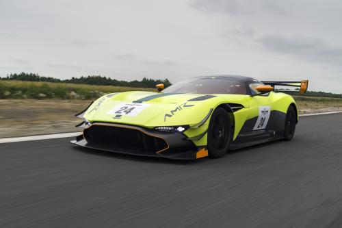 Aston Martin Vulcan AMR Pro (2017) - picture 16 of 18