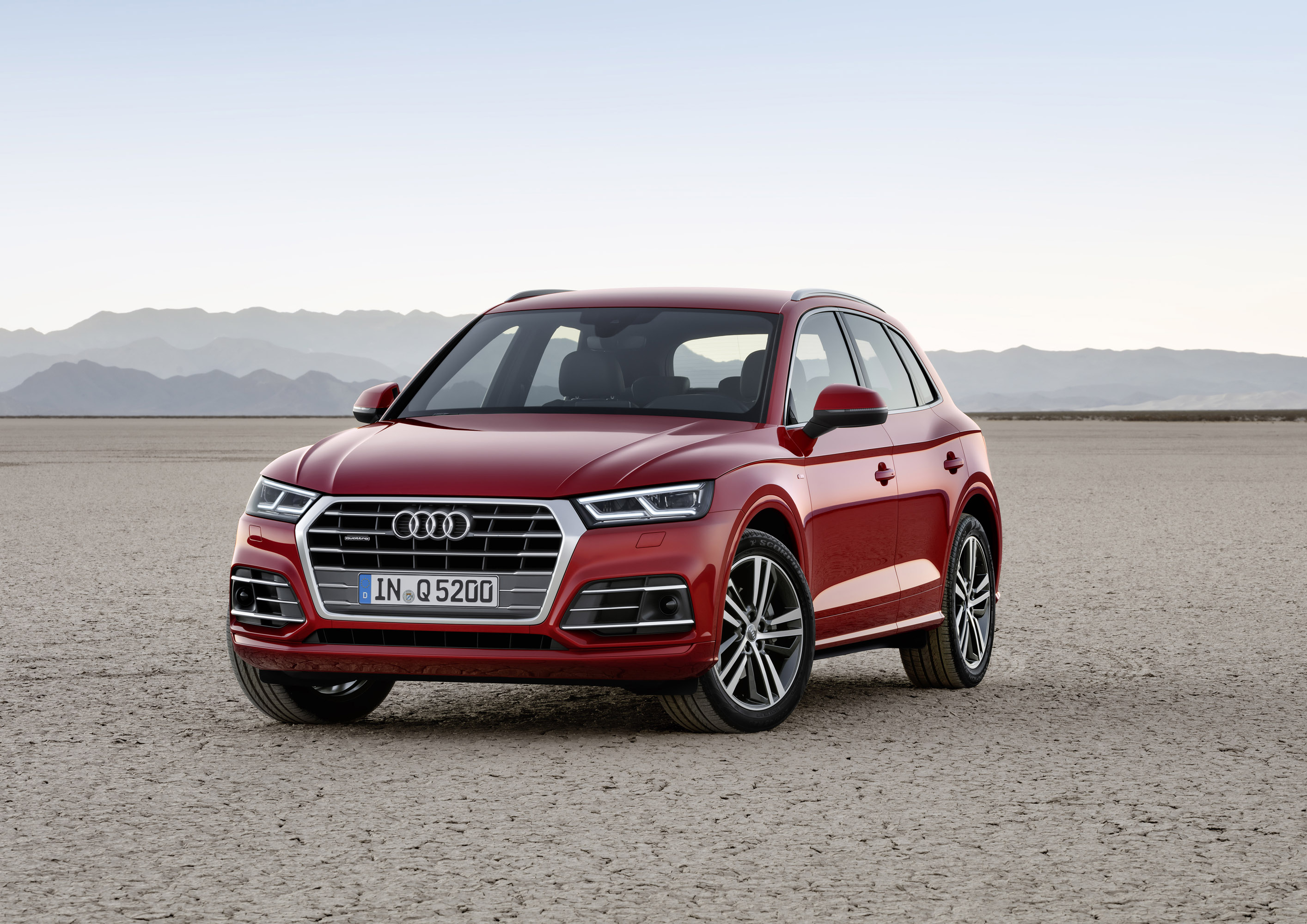 Audi q5 e. Audi q5 2017. Ауди q5 2017. Audi RS q5. Audi q5 2021.