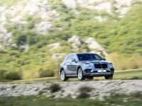 Bentley Bentayga Diesel (2017) - picture 2 of 16