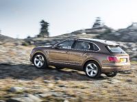 Bentley Bentayga (2017) - picture 8 of 32