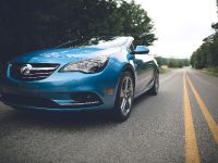 Buick Cascada Convertible (2017) - picture 2 of 5