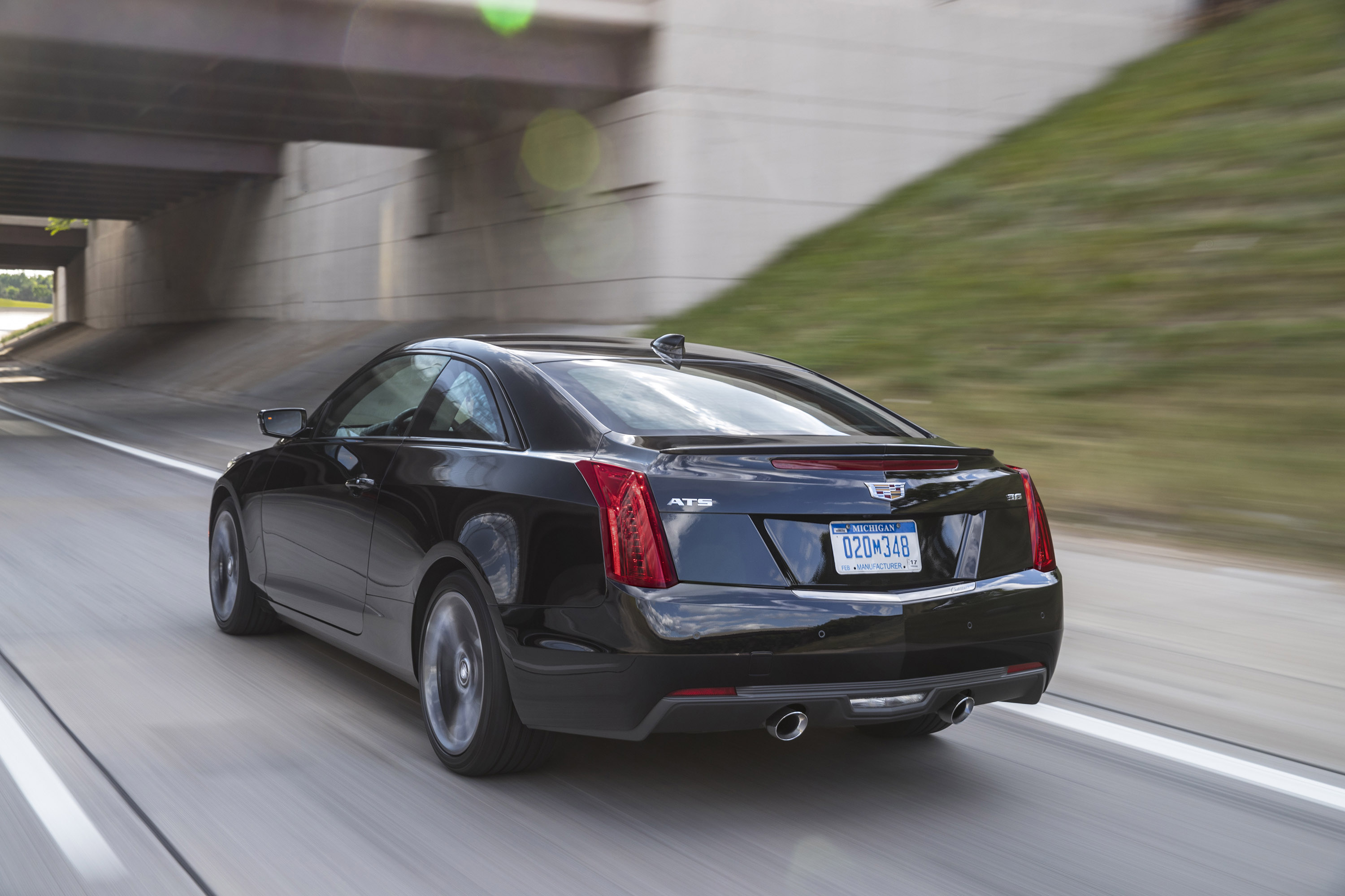 Cadillac ATS Coupe & ATS-V Sedan & CTS-V Sedan Carbon Black sport package