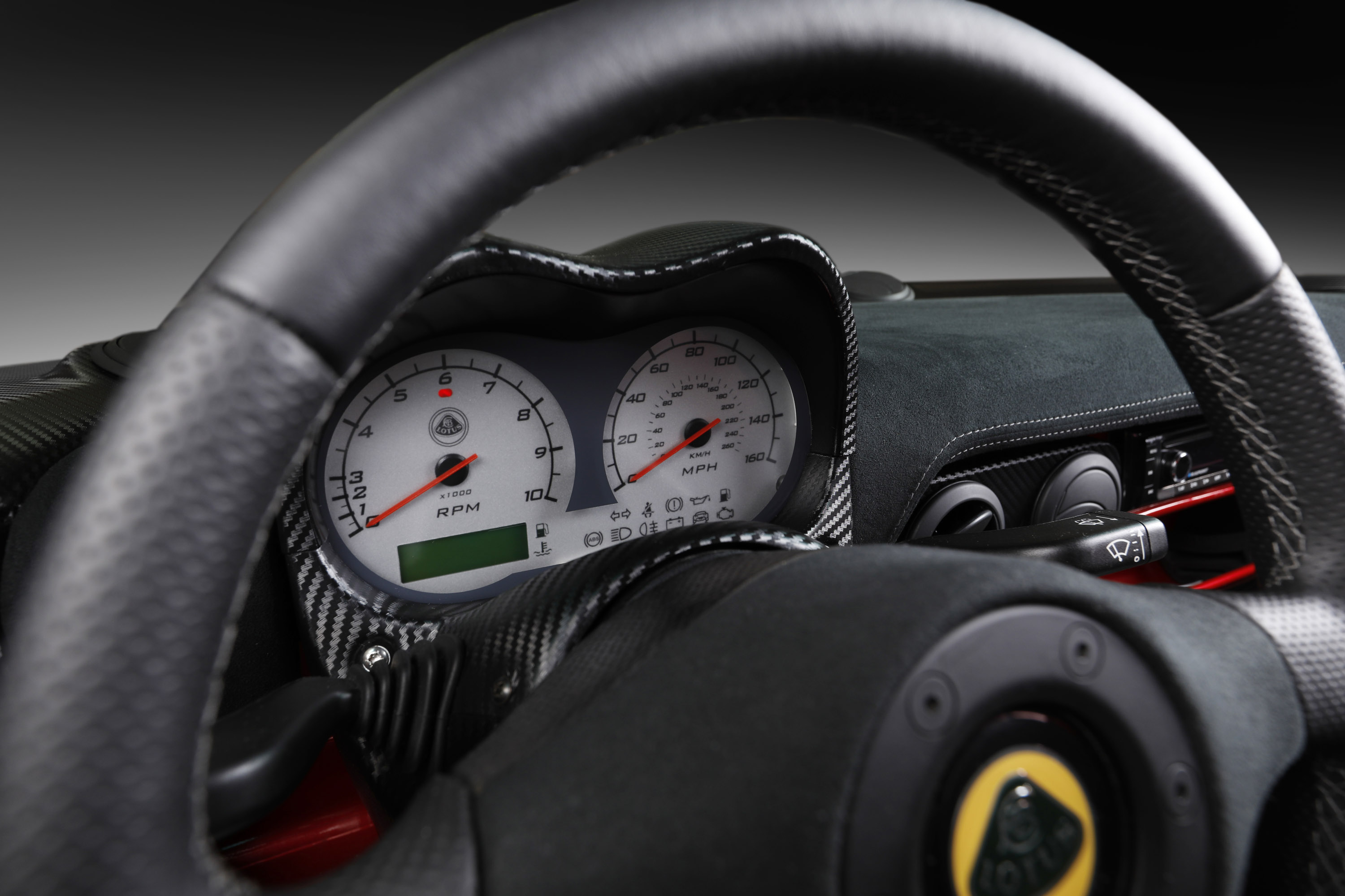 Ferrari Enzo спидометр