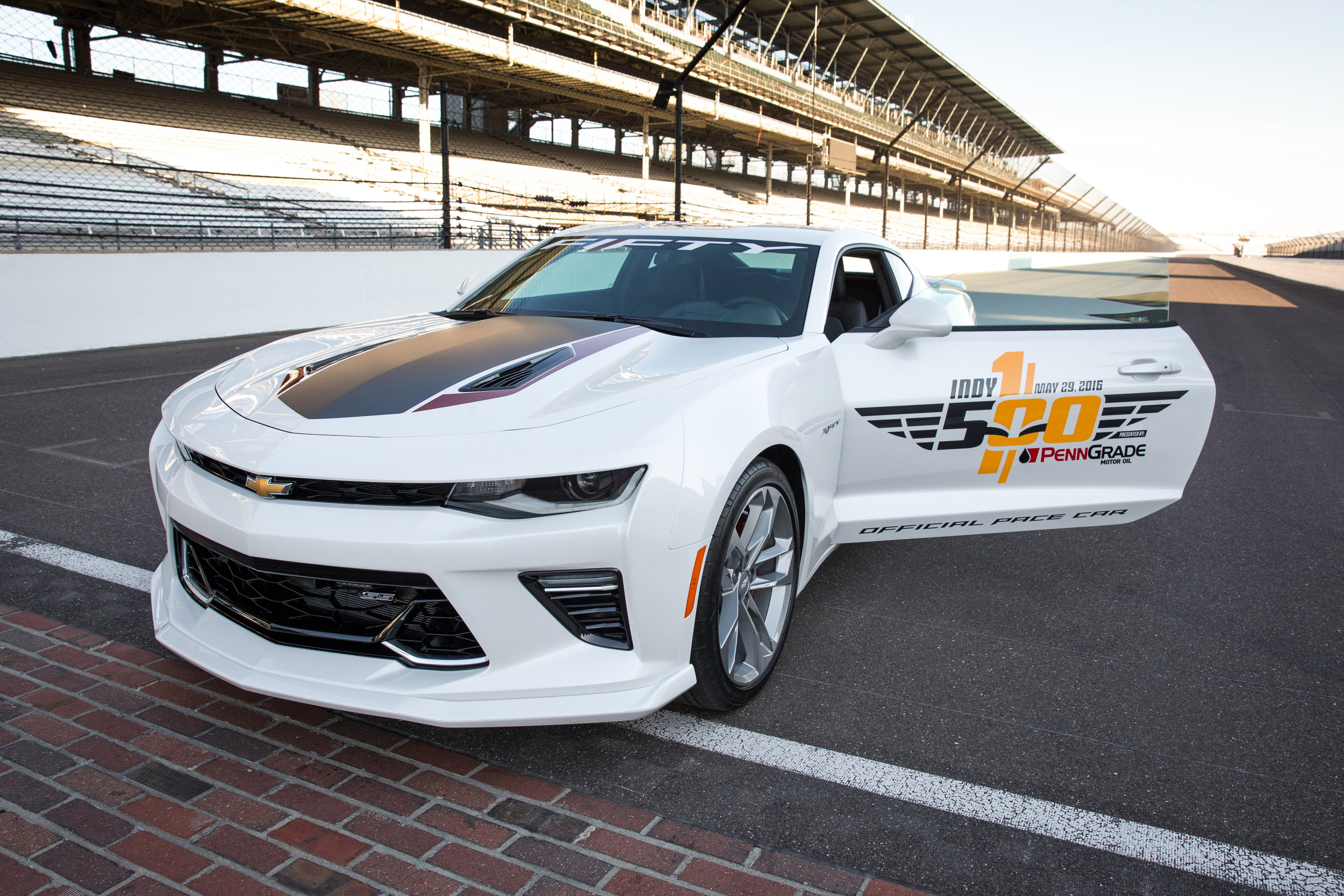 Chevrolet Camaro 50th Anniversary Edition