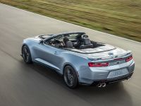 Chevrolet Camaro ZL1 Convertible (2017) - picture 3 of 4