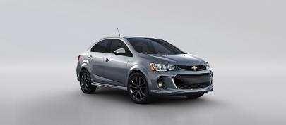 Chevrolet Sonic (2017) - picture 7 of 8