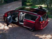 Chrysler Pacifica (2017)