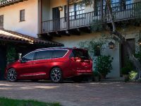 Chrysler Pacifica (2017)