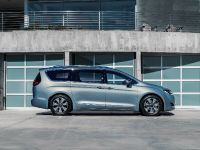 Chrysler Pacifica (2017)