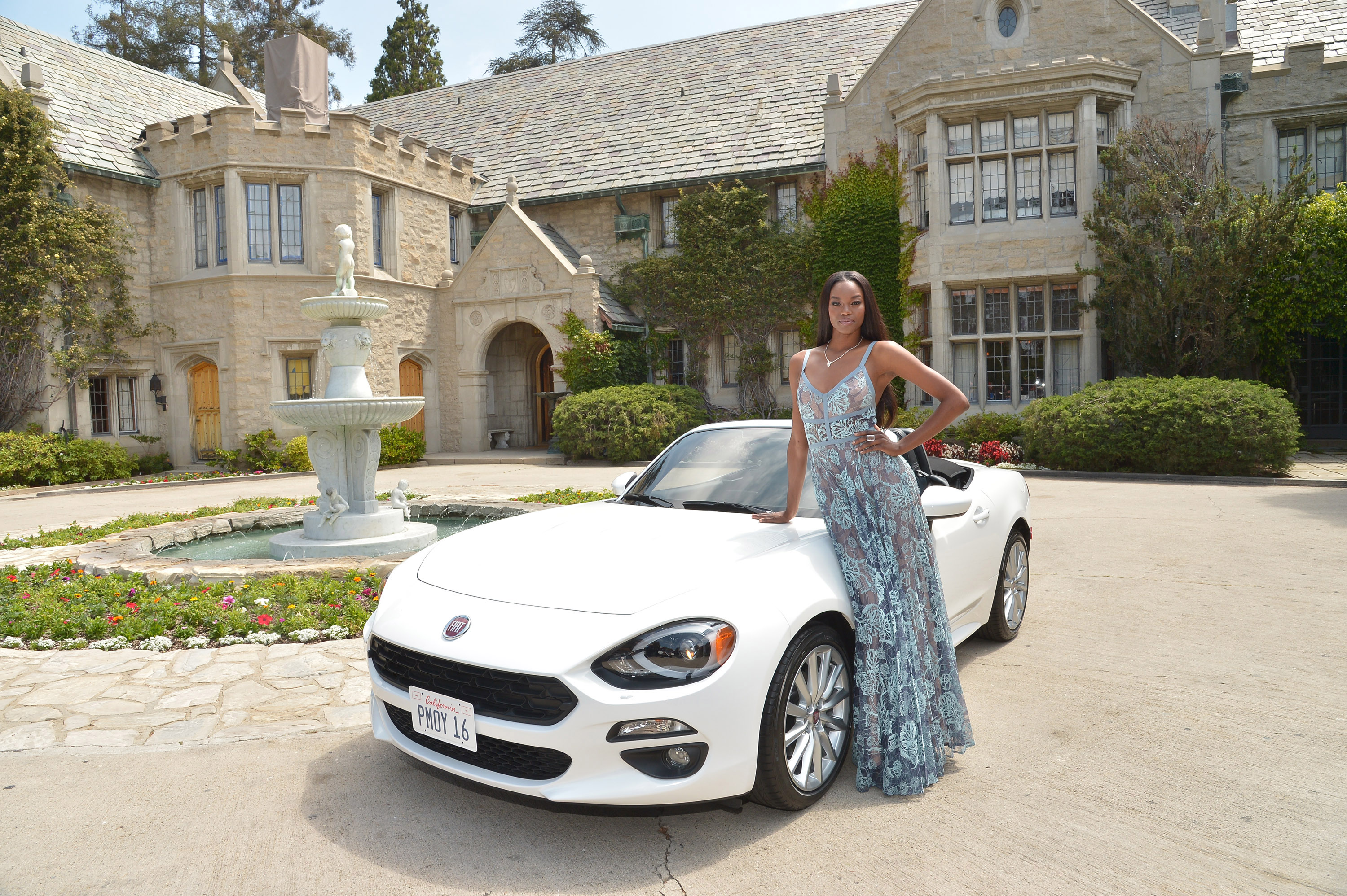 Fiat 124 Spider and Eugena Washington