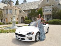 Fiat 124 Spider and Eugena Washington (2017) - picture 2 of 3