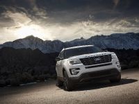 2017 Ford Explorer XLT Appearance Package, 1 of 19
