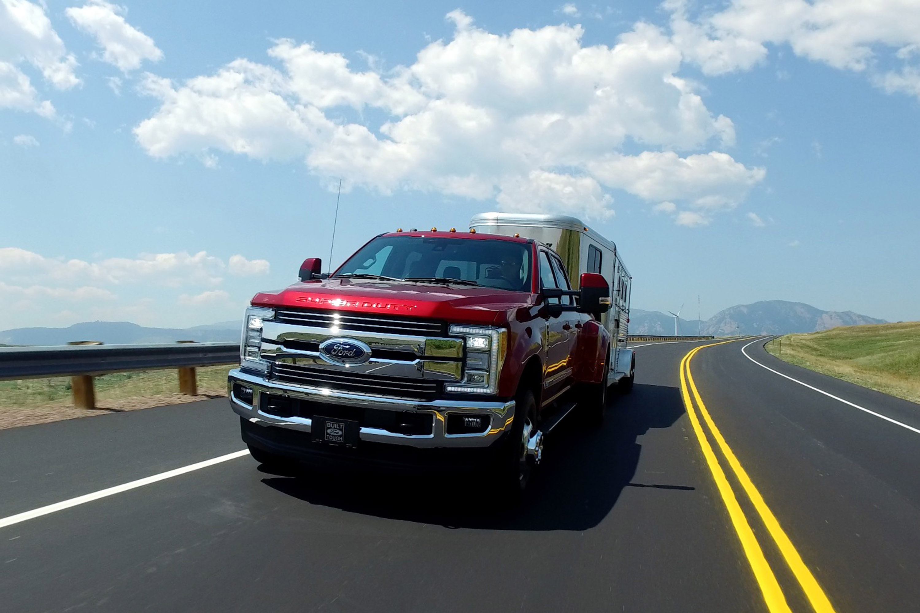 Ford F-450 Super Duty Media Drive