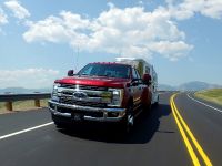 Ford F-450 Super Duty Media Drive (2017) - picture 1 of 4