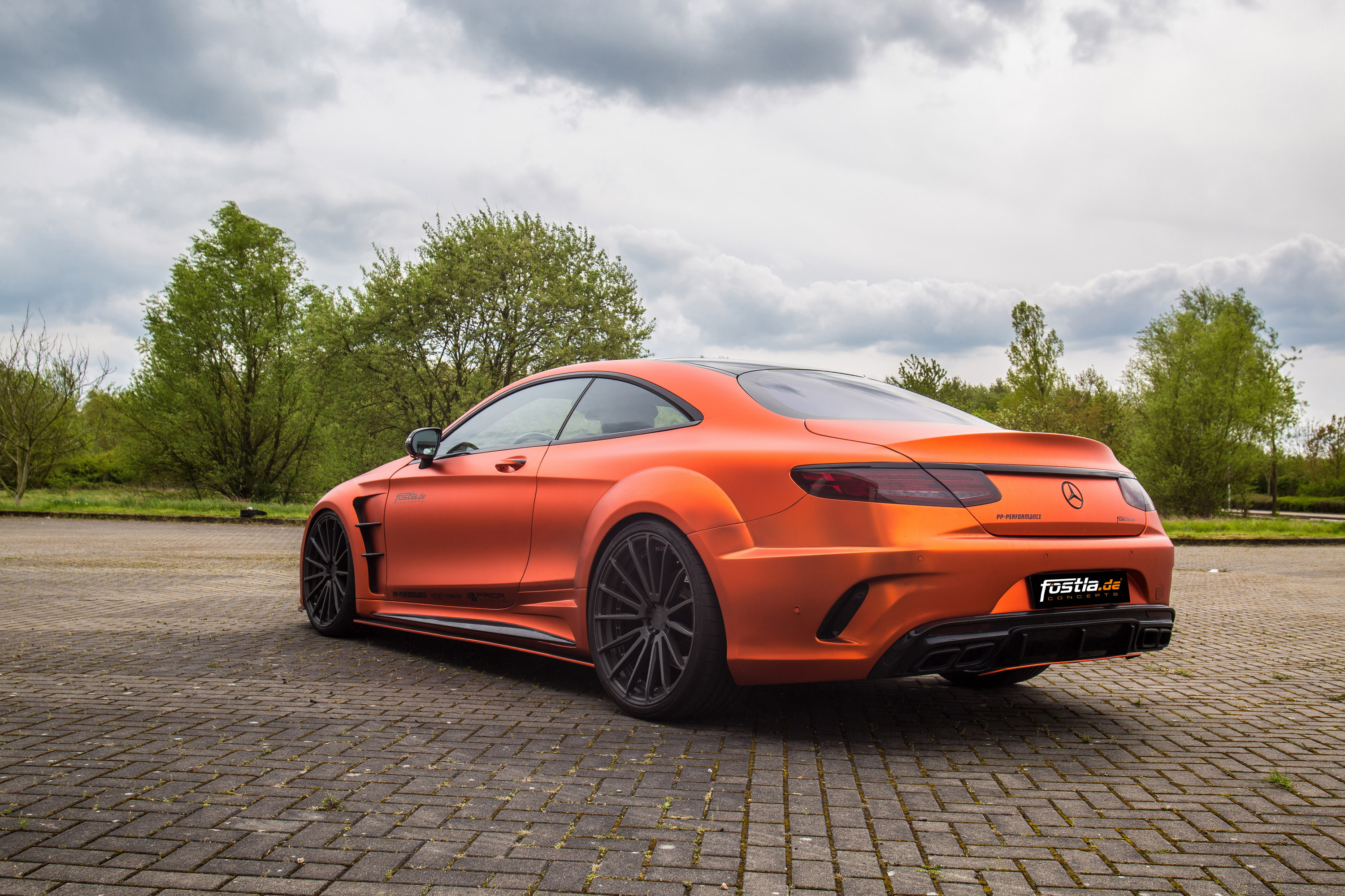 Fostla.de Mercedes-Benz AMG S 63 Coupe V8-Biturbo