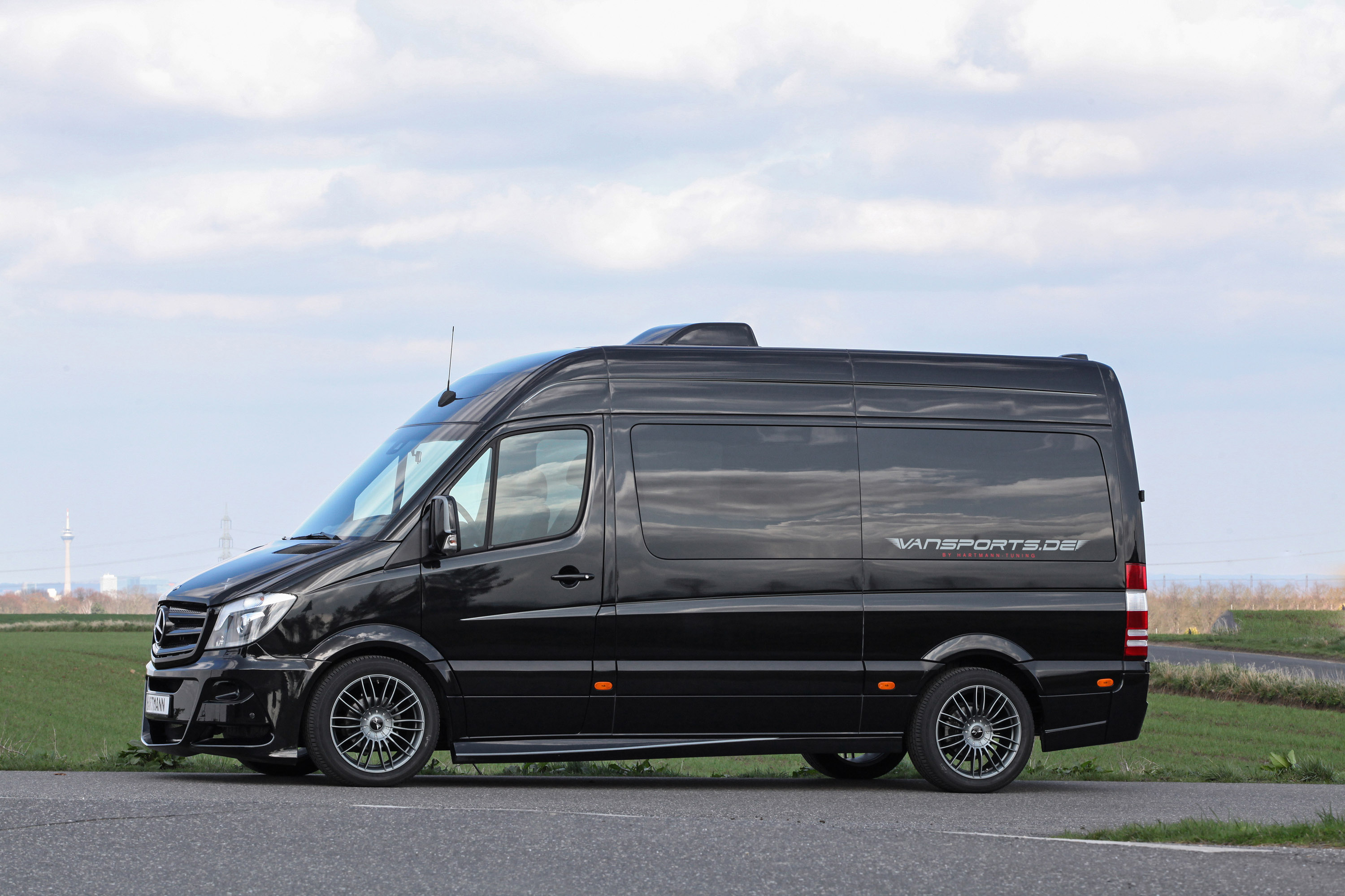 Длинный спринтер. Mercedes-Benz Sprinter 2500. Мерседес Спринтер 3. Мерседес Спринтер 908. Mercedes Benz Sprinter 215.