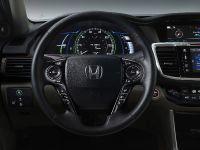 2017 Honda Accord Hybrid , 7 of 12
