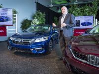 Honda Accord Hybrid (2017) - picture 10 of 12