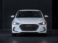 Hyundai Elantra Eco (2017) - picture 2 of 8
