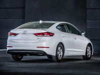 Hyundai Elantra Eco (2017) - picture 6 of 8