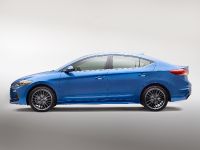 Hyundai Elantra Sport (2017) - picture 3 of 15