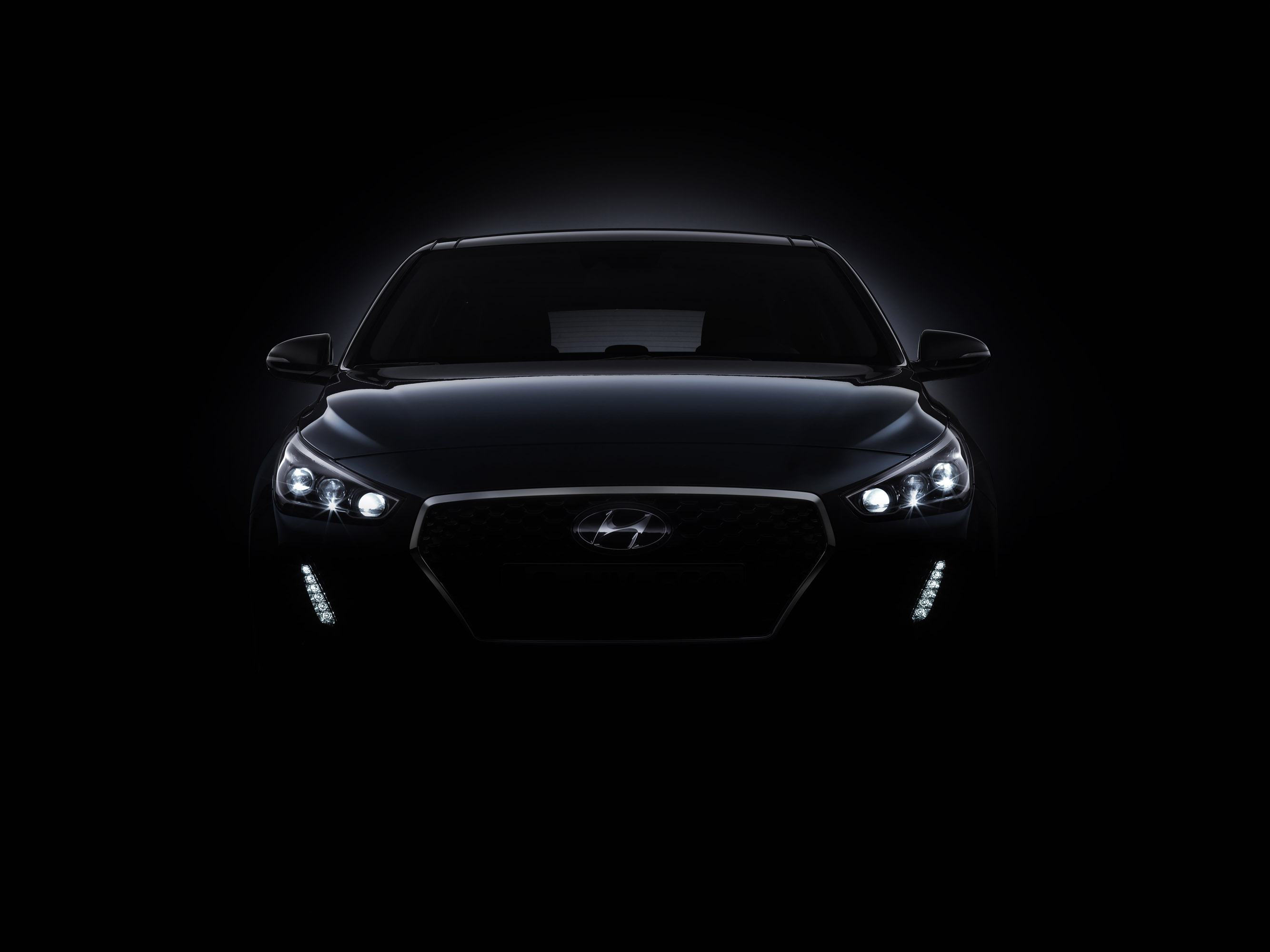 Hyundai i30 Teaser Images
