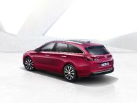 Hyundai i30 Tourer (2017) - picture 5 of 12