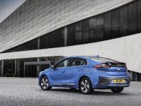 Hyundai IONIQ Electric (2017) - picture 3 of 3
