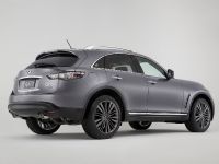 Infiniti QX70 Limited Edition (2017) - picture 2 of 8