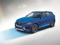 Jaguar F-PACE First Edition (2017) - picture 2 of 3